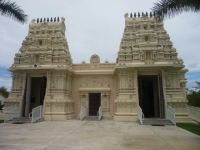 RAJAGOPURAM: REPRESENTING SEPARATE ENTRANCE TO SHIVA AND VISHNU SHRINES.